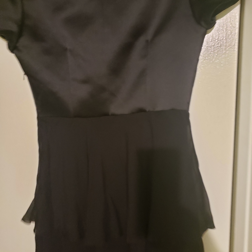Dress - Picture 3 of 5